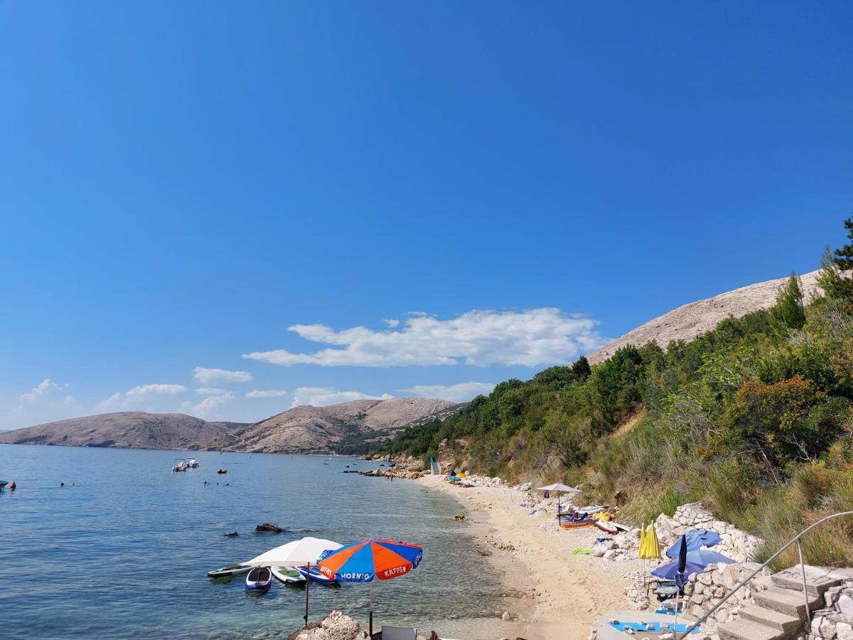 Apartmani Denis Stara Baska Exterior photo