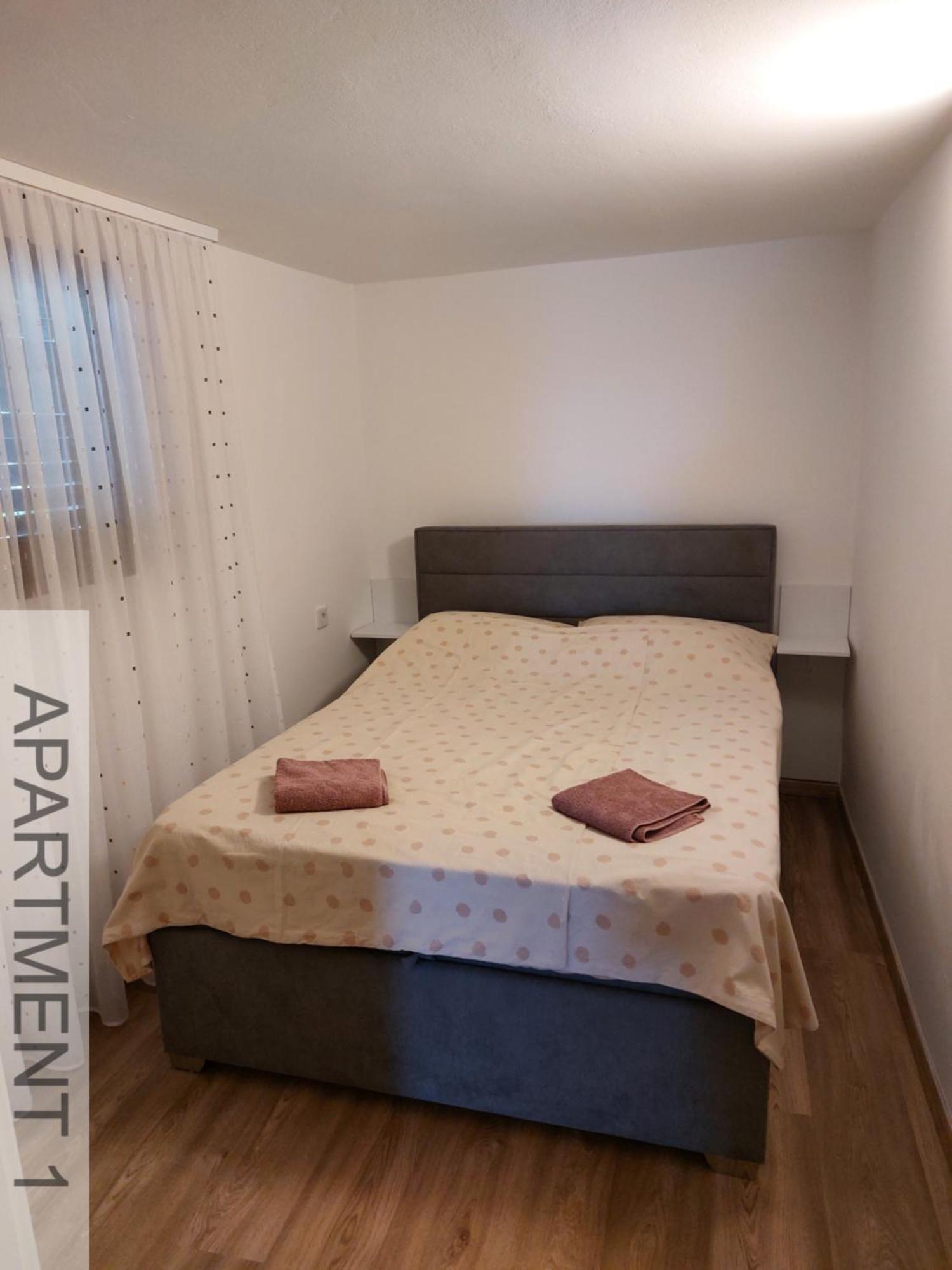 Apartmani Denis Stara Baska Exterior photo